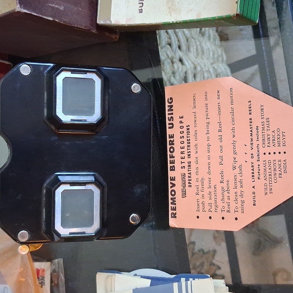 VINTAGE VIEW-MASTER STEREOSCOPE AND REELS - Picture 4 of 6